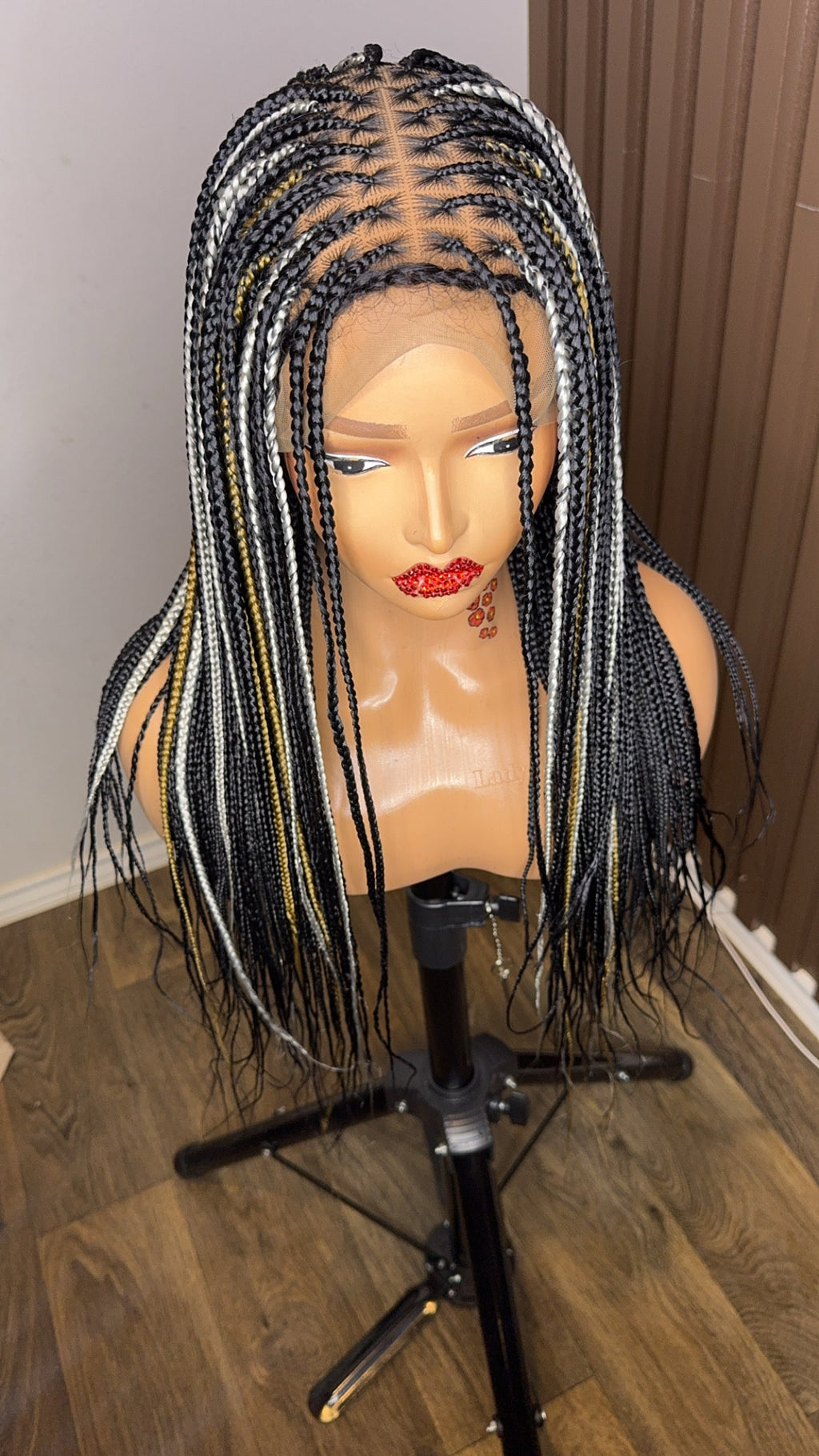 22 inches highlights knotless braided wig