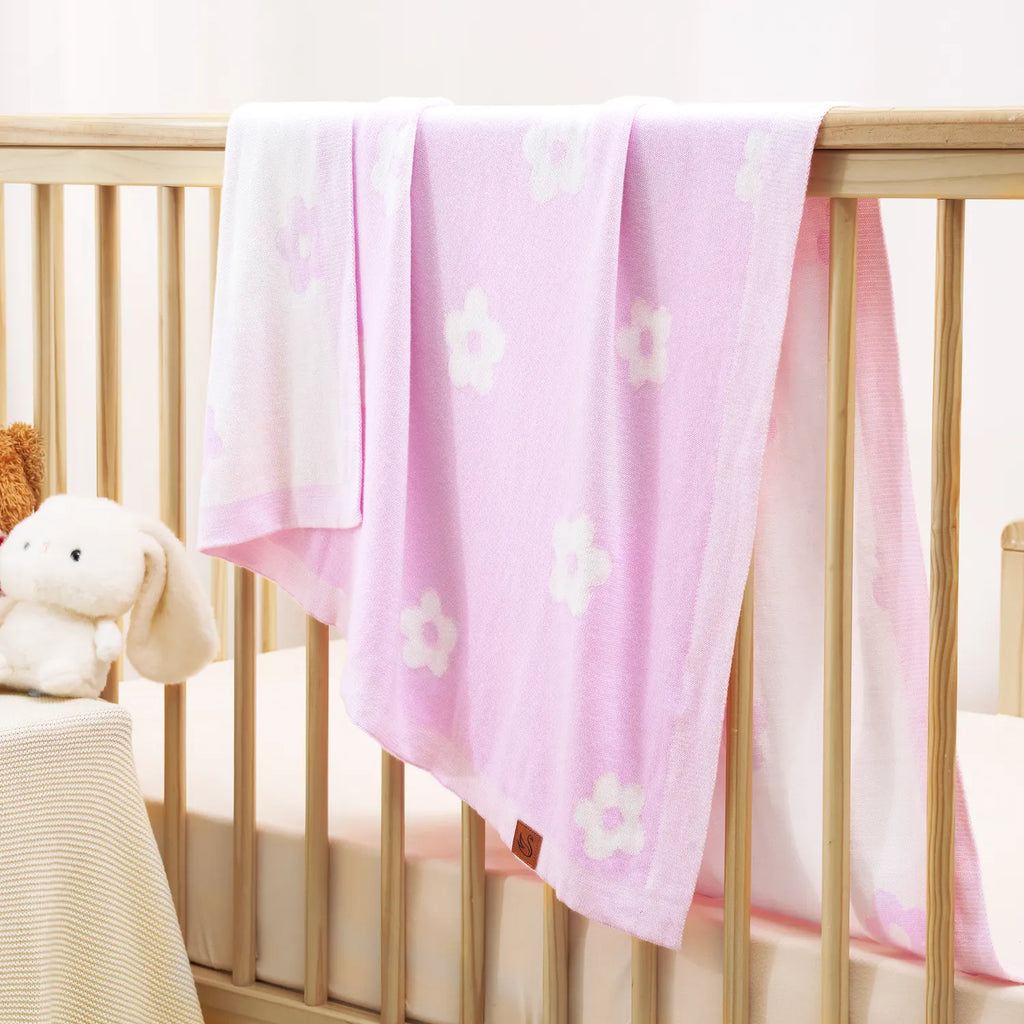 Daisy Jacquard Knit Baby Blanket
